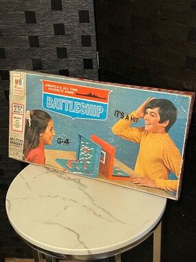 VINTAGE Battleship COMPLETE Milton Bradley 1971 Classic Strategy Board Game Kids
